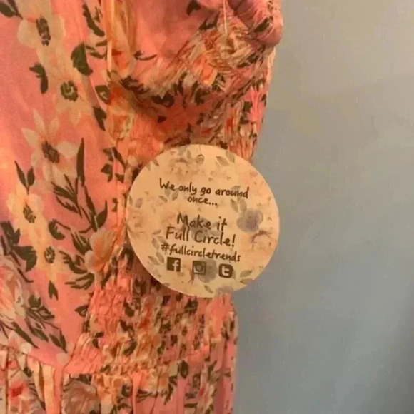 Jolie & Joy Floral Dress - Picture 4 of 5